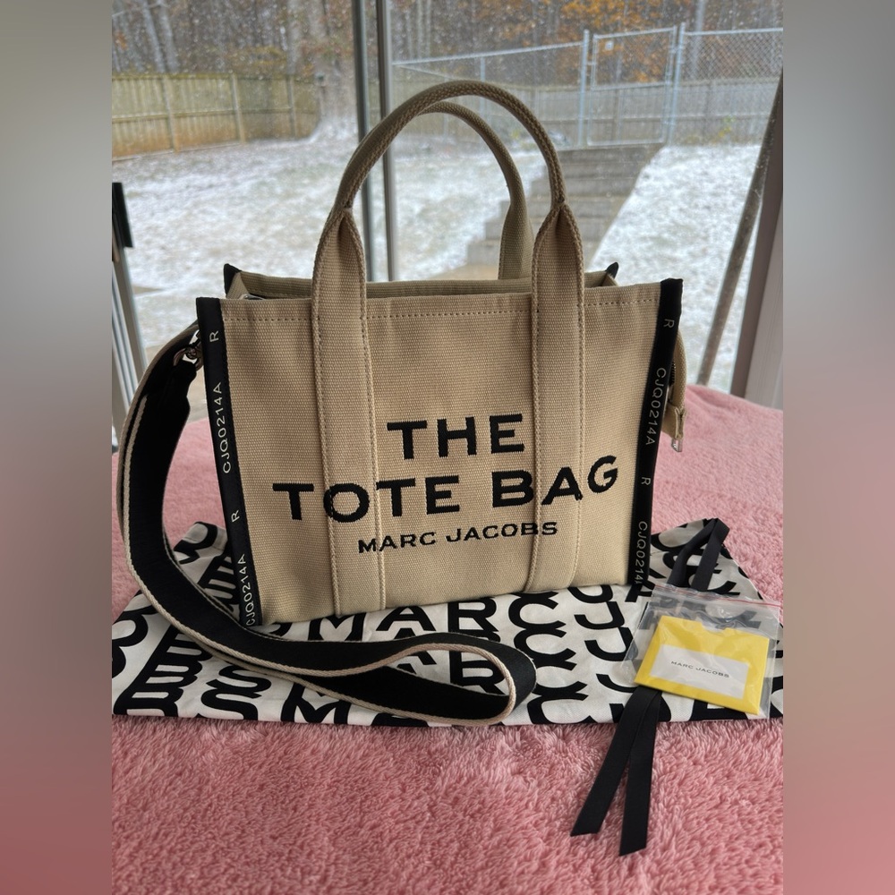 MARC JACOBS THE JACQUARD MEDIUM TOTE BAG